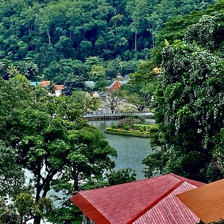 Hotel Sesatha Lake Kandy Exteriér fotografie