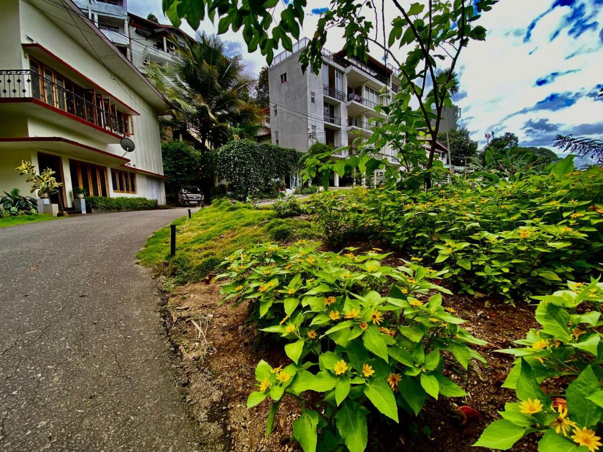 Hotel Sesatha Lake Kandy Exteriér fotografie