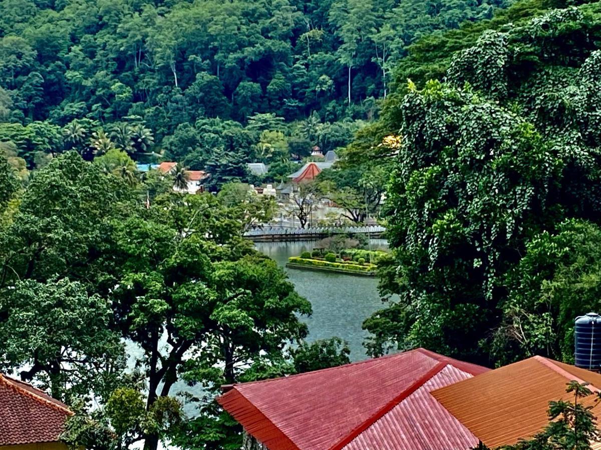 Hotel Sesatha Lake Kandy Exteriér fotografie